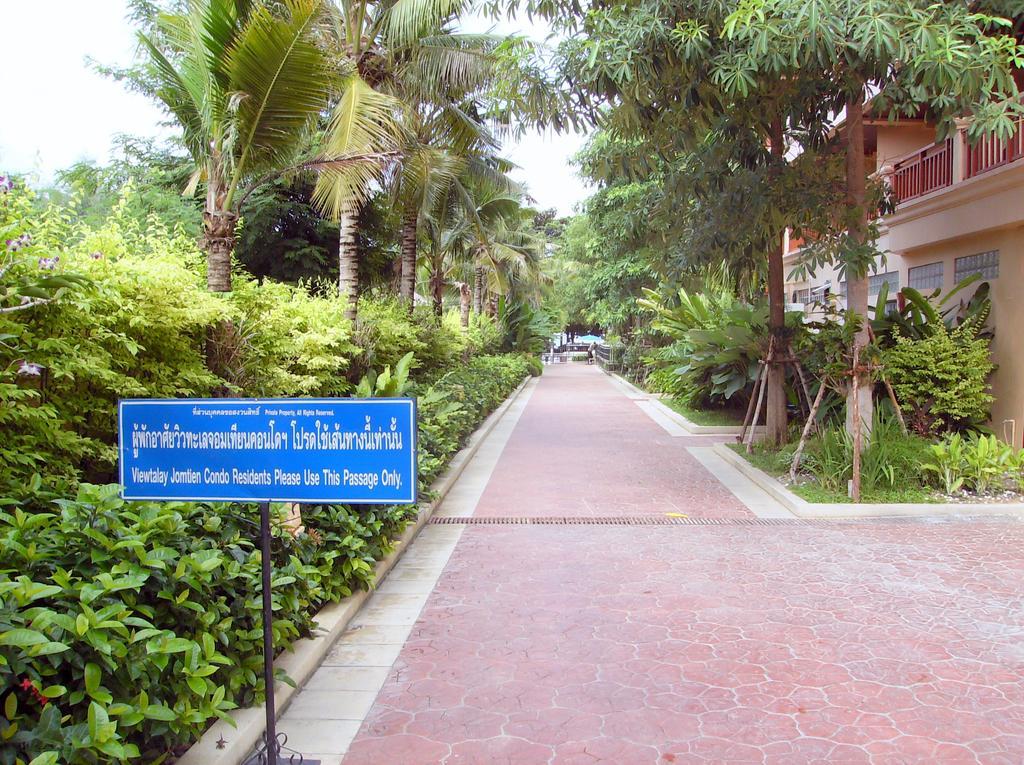 View Talay 5 At Nong Apartment Pattaya Bagian luar foto